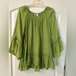 Beautiful comfy top